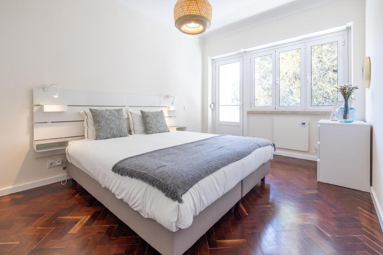 Casa Do Largo - Cozy Apartment In The City Center & With Ac Lisboa Eksteriør bilde