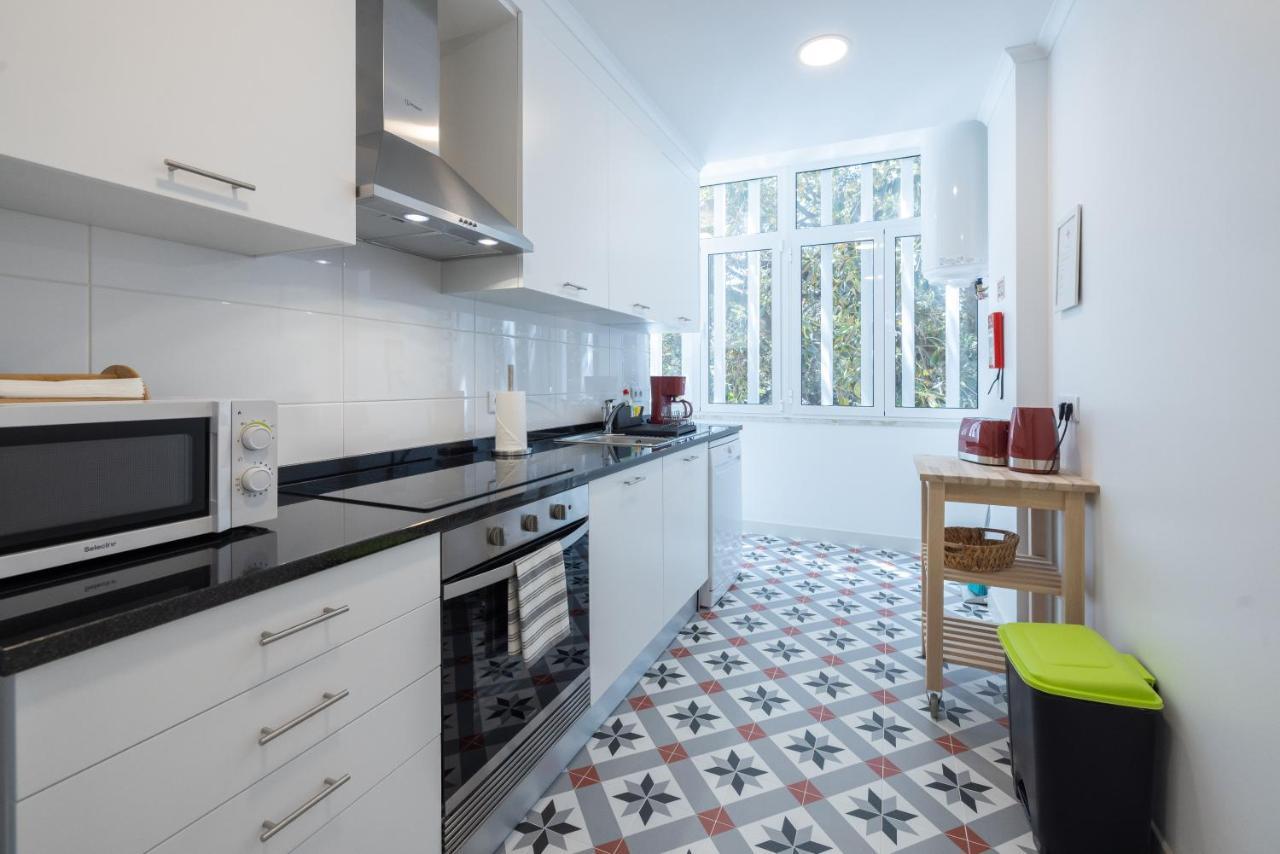 Casa Do Largo - Cozy Apartment In The City Center & With Ac Lisboa Eksteriør bilde