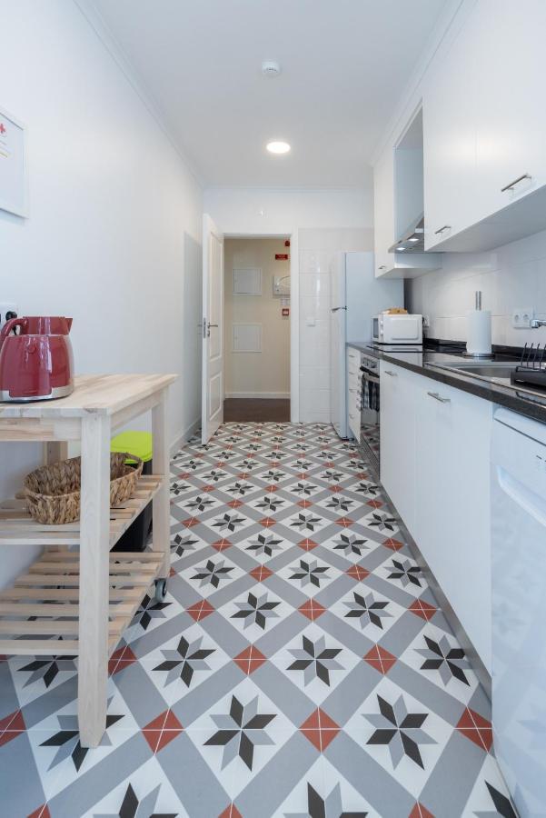 Casa Do Largo - Cozy Apartment In The City Center & With Ac Lisboa Eksteriør bilde