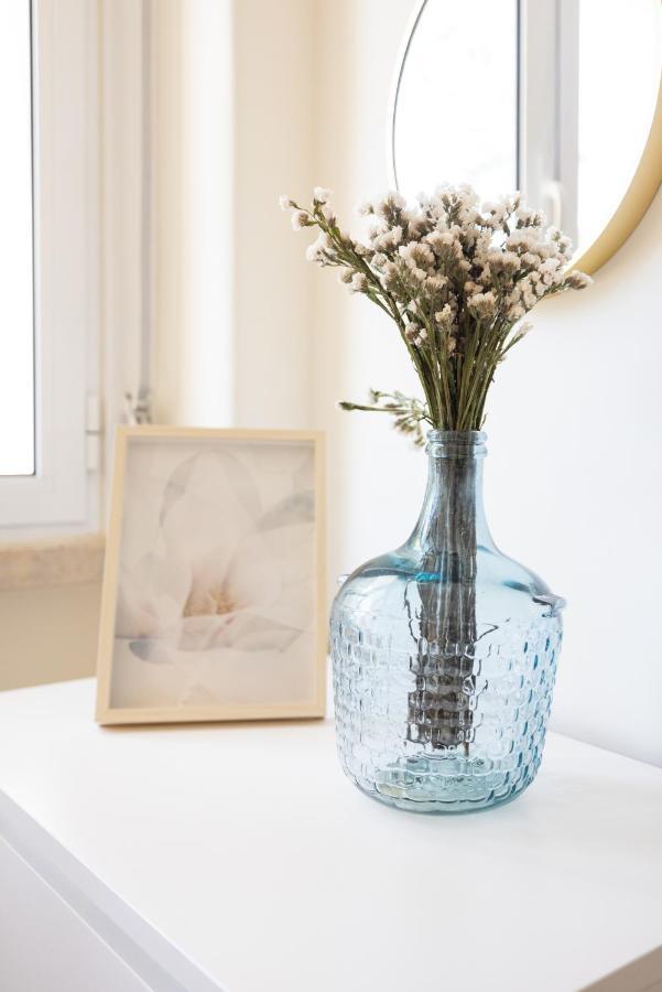 Casa Do Largo - Cozy Apartment In The City Center & With Ac Lisboa Eksteriør bilde