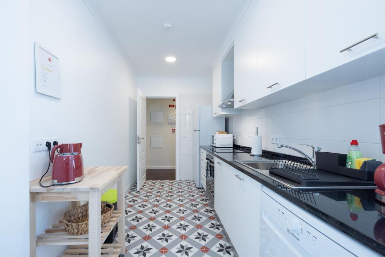 Casa Do Largo - Cozy Apartment In The City Center & With Ac Lisboa Eksteriør bilde