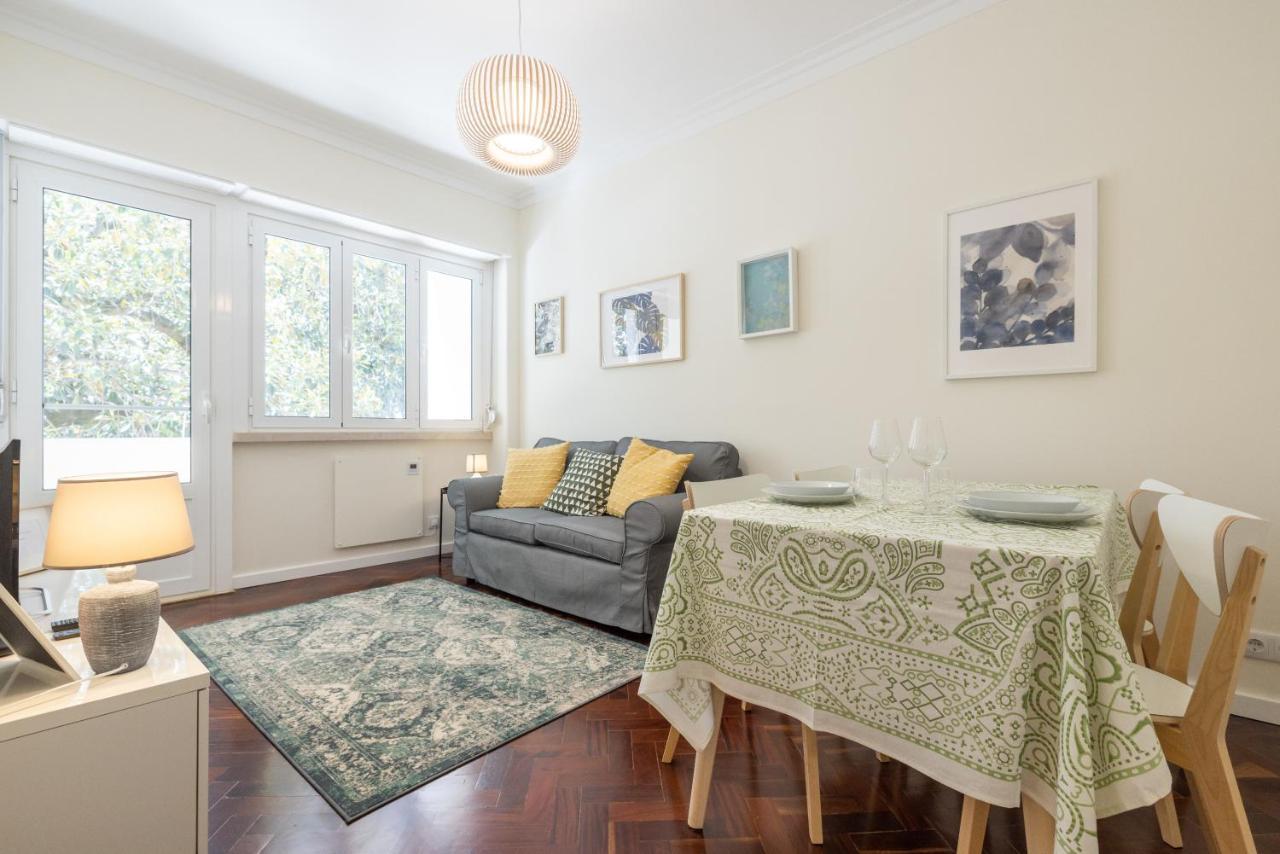 Casa Do Largo - Cozy Apartment In The City Center & With Ac Lisboa Eksteriør bilde